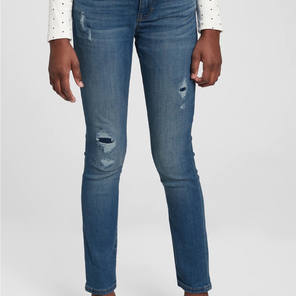Gap denim blue jeans with non see-through rips